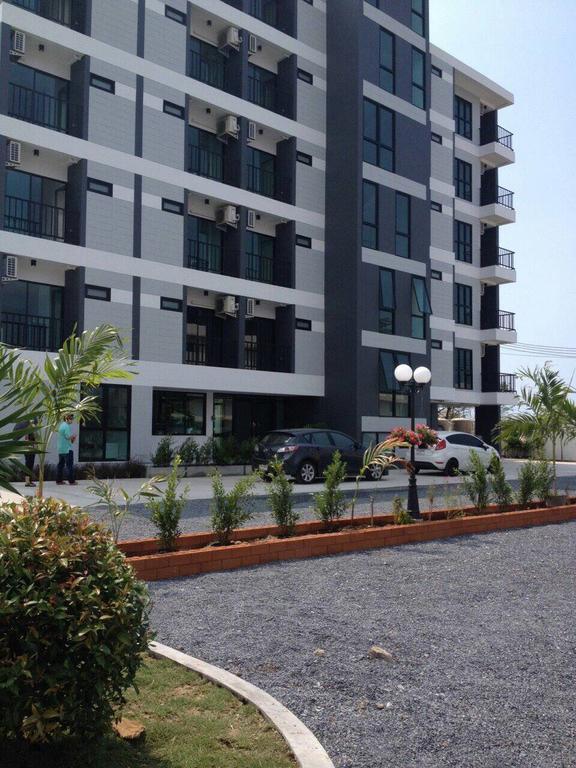 Promsook Apartment Чонбури Екстериор снимка