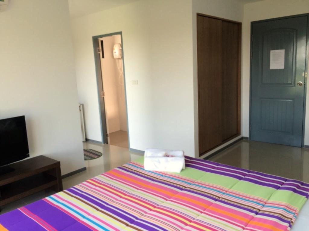 Promsook Apartment Чонбури Стая снимка