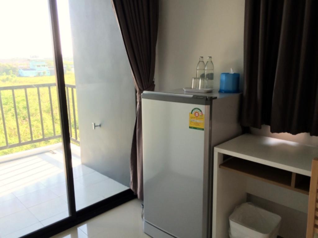 Promsook Apartment Чонбури Стая снимка