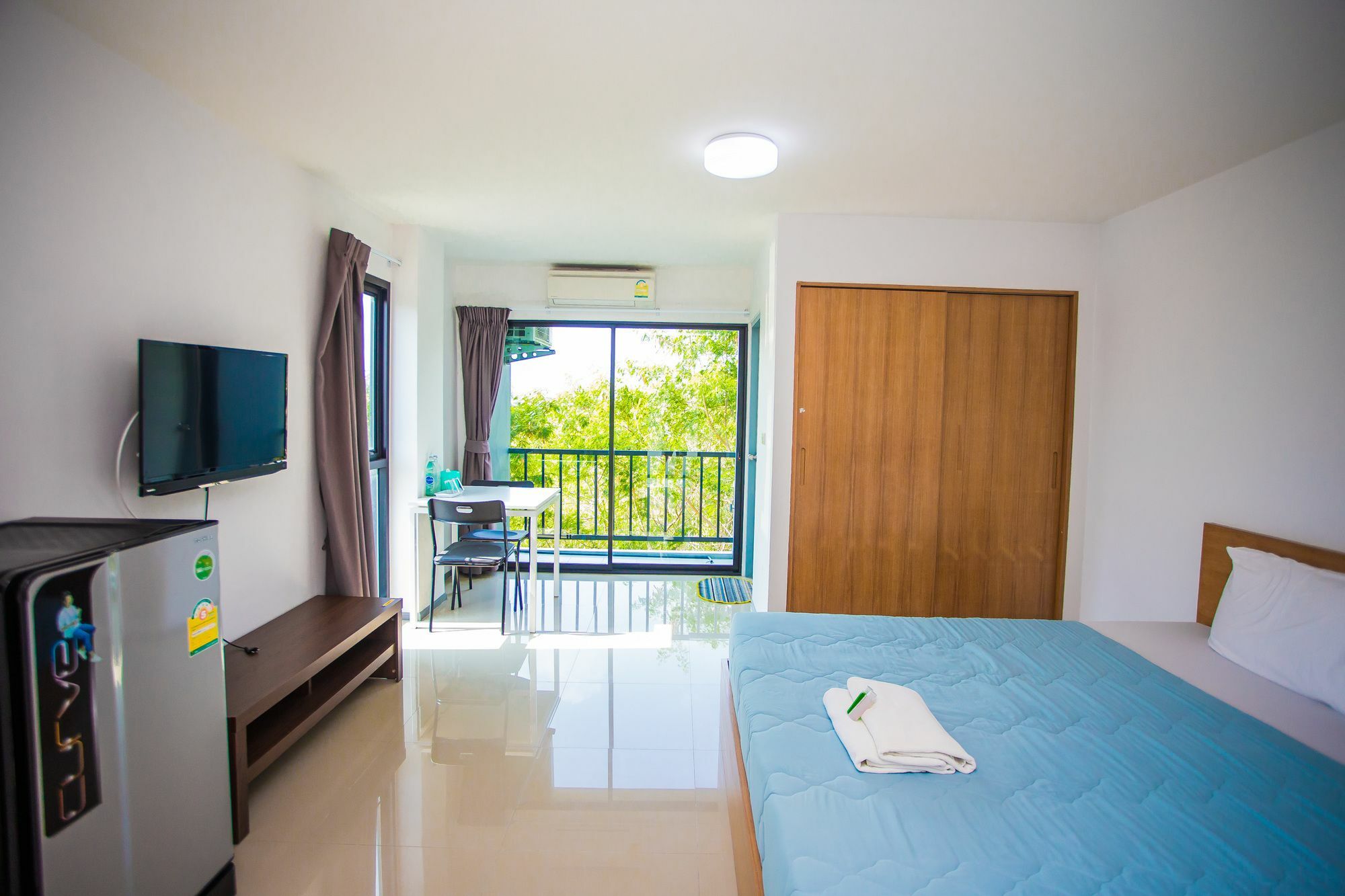 Promsook Apartment Чонбури Екстериор снимка