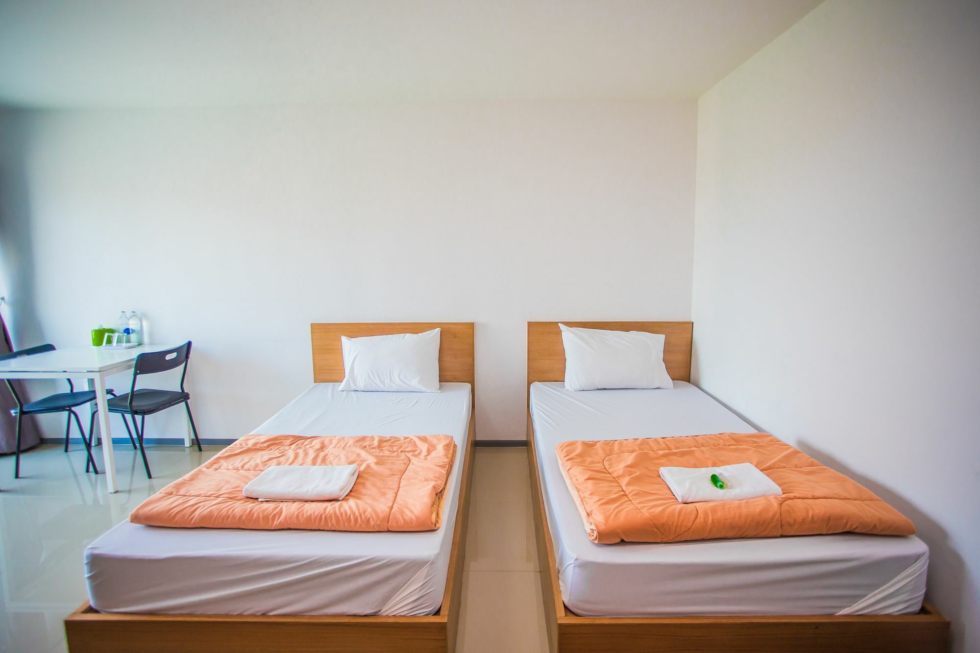 Promsook Apartment Чонбури Екстериор снимка