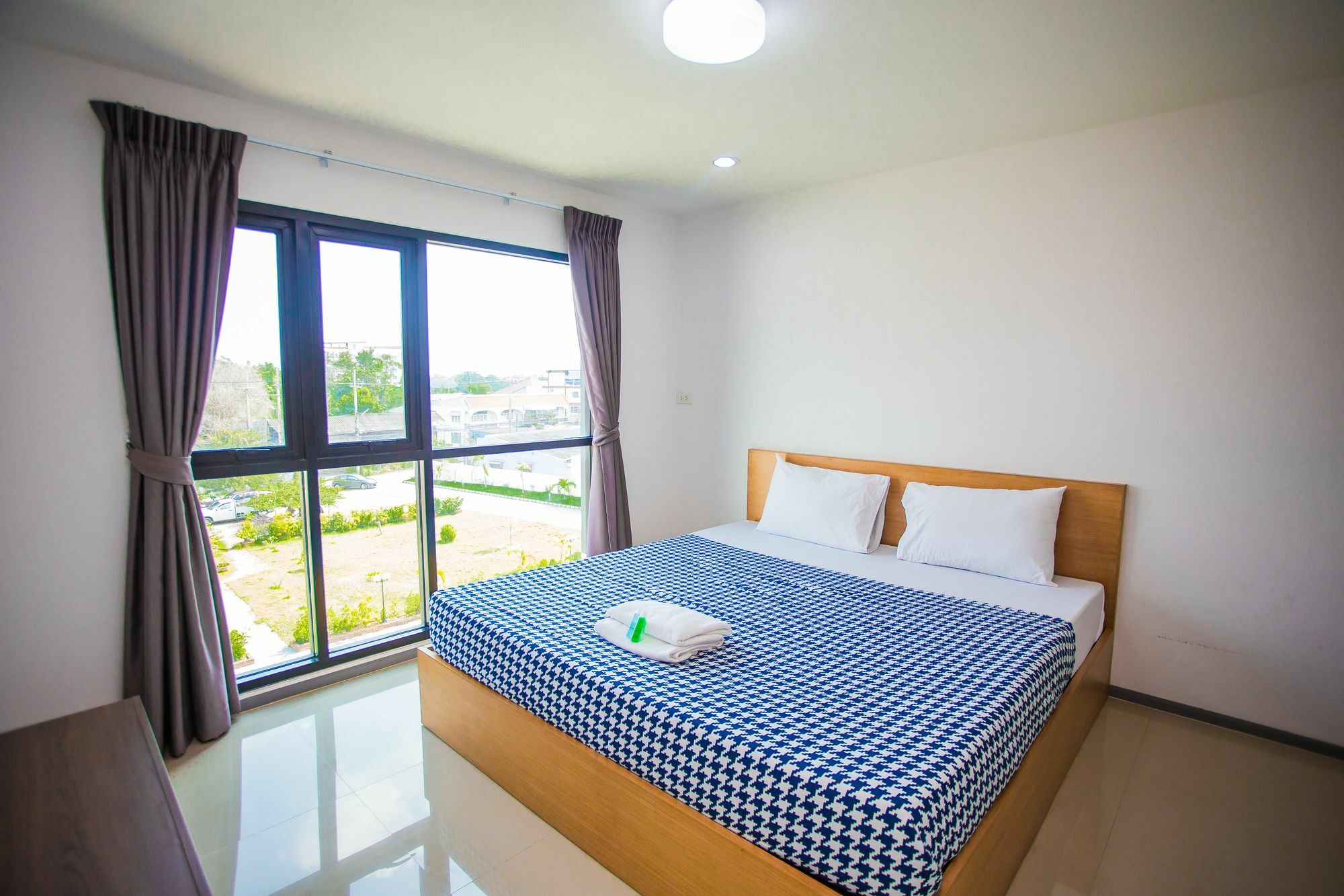 Promsook Apartment Чонбури Екстериор снимка